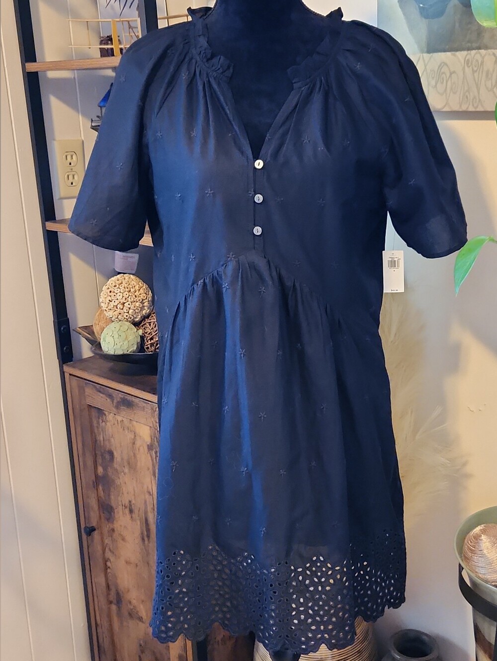 Old Navy Black 100% Cotton Eyelet Hem Dress Size Small